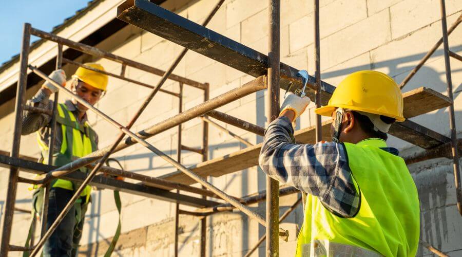 Professional residential roofers in Mendenhall, MS